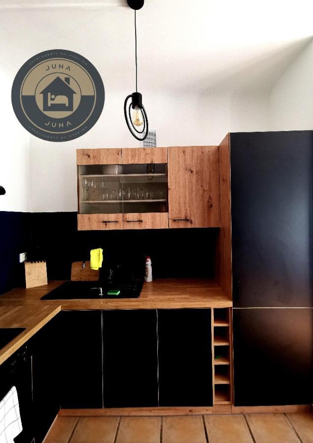 Juna - Nowoczesny Apartament W Centrum Z Widokiem Na Park Pruszków Eksteriør bilde